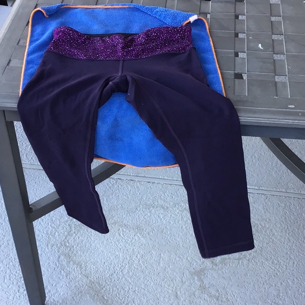 Lululemon leggings cropped size 4 used conditions